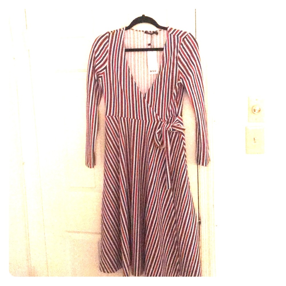 Boohoo tie dress